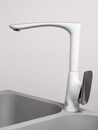 Смеситель Raiber Dunis R1202 хром/белый