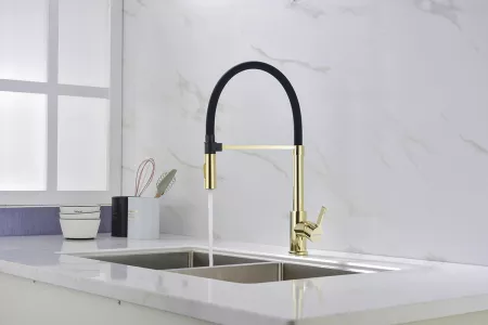 Смеситель Paulmark Halt Ha214021-G золото
